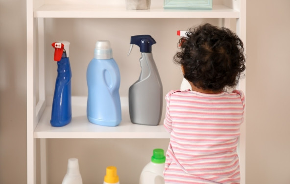 12 stvari u vašem domu koje su opasne za vaše dijete