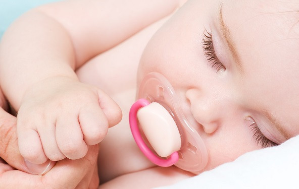 Tablica spavanja: Koliko sna je potrebno bebi?