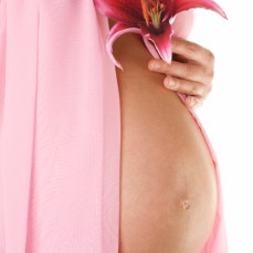 Prepararsi al parto: i rimedi omeopatici