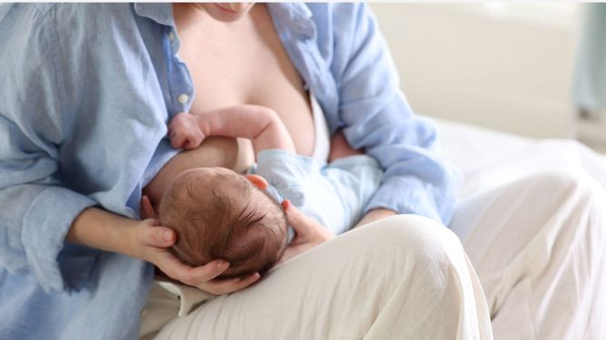 Мајчино млеко единствената сигурна храна за детето