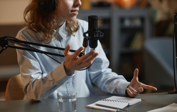 Podcasti: tihi zmagovalci sodobnega komuniciranja