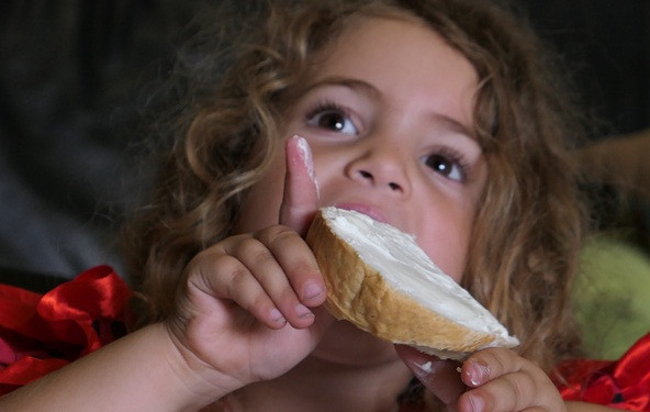 Više od polovine dece u vrtiću ne jede koricu hleba