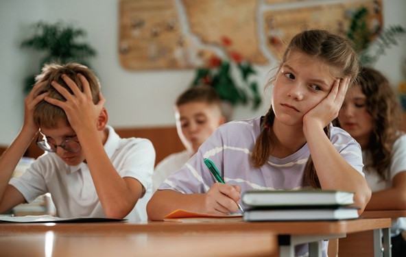 Deca na svojim „poslovima“ dnevno duže nego roditelji