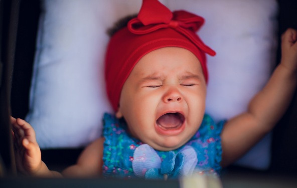 Znate li šta je ljubičasti plač kod beba?