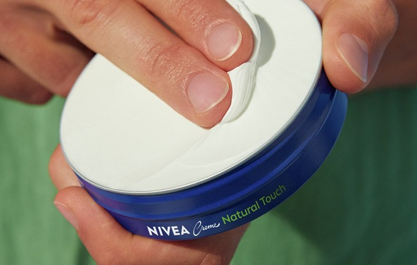 Krema koju dele bake, mame i ćerke  - NIVEA 