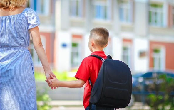 Služe se engleskim rečima a ne znaju da koza daje mleko