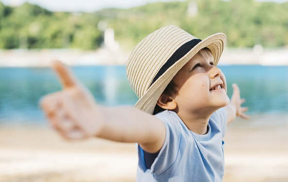 3 promene koje očekujte u ponašanju deteta na letovanju